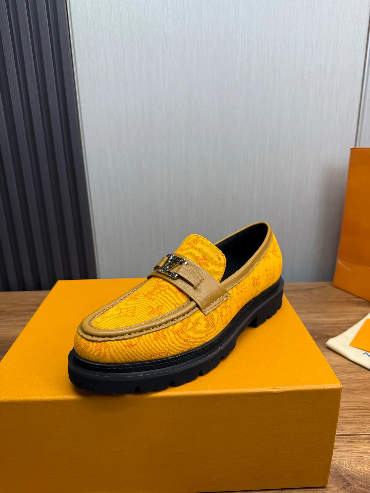 Factory 680💰 LV. Men's business casual leather shoes, all made of imported original brand leather, just to create a more comfortable wearing experience, original non-slip and wear-resistant outsole ✔️16-45 (38.45 non-returnable)